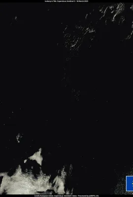 Iceberg A76a continues its journey in the Antarctic Ocean