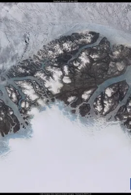 Heatwave in Greenland triggers widespread surface melting