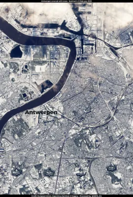 Antwerpen covered with snow