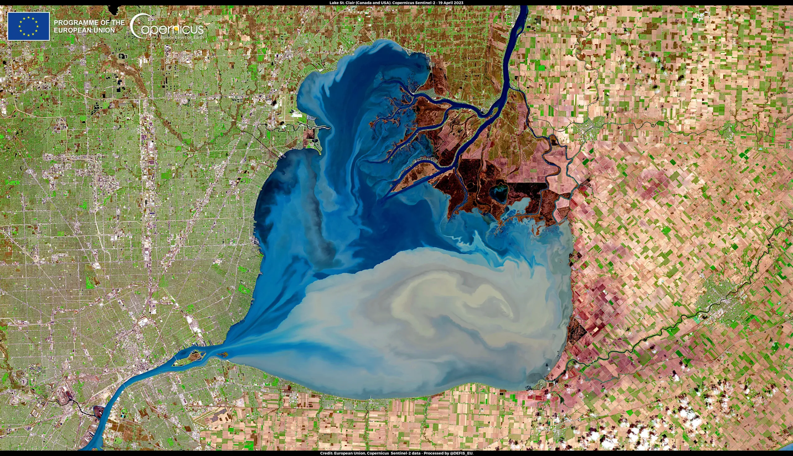 Water patterns in the Lake St. Clair