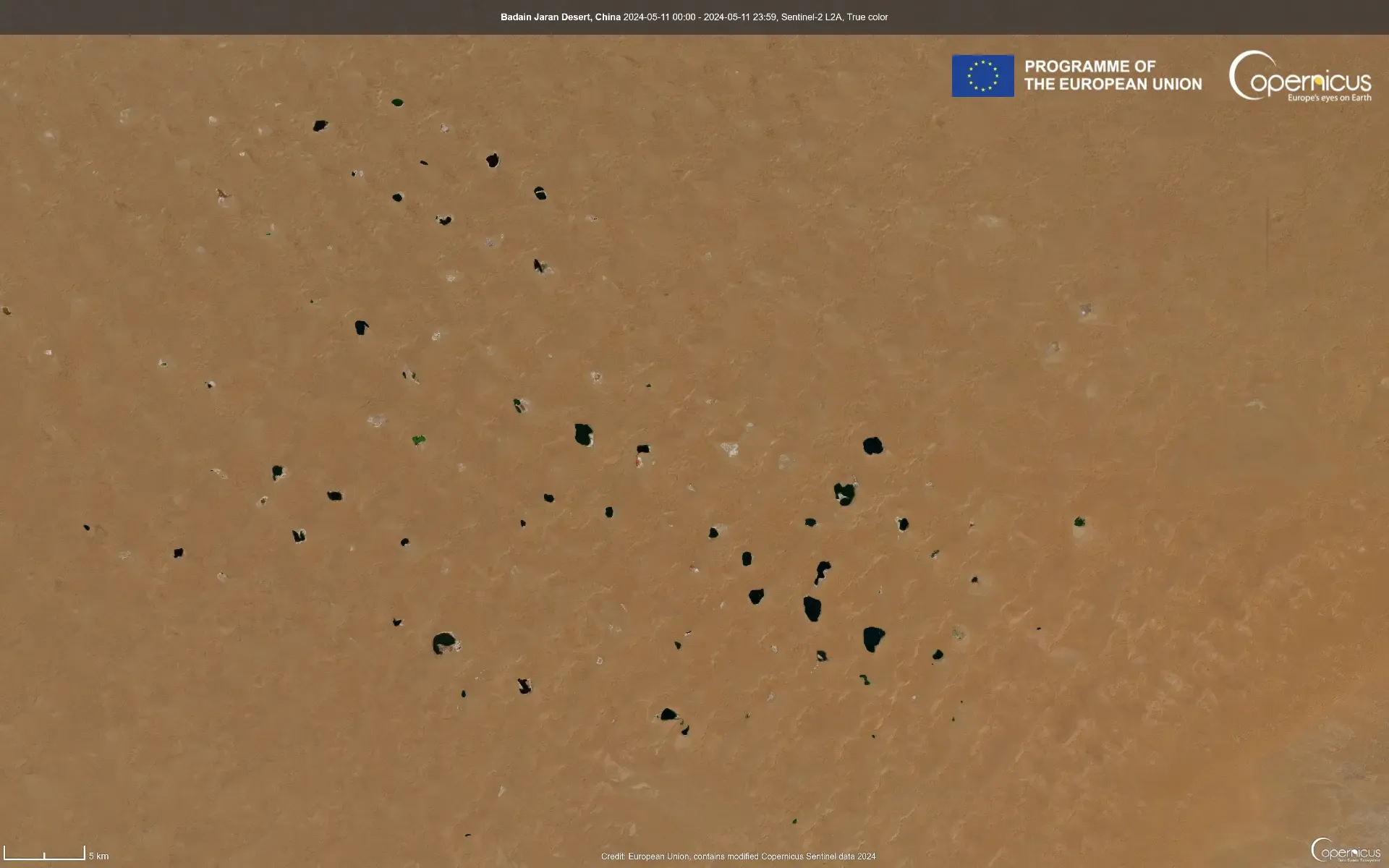 Lakes in Badain Jaran Desert